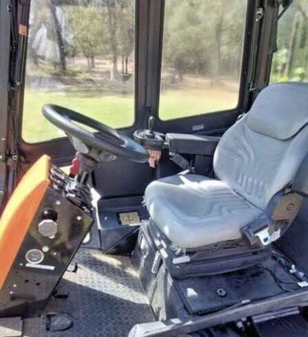 2017 Jacobsen 405 Fairway with only 257 hours. - Image 4
